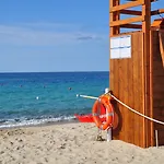 Ξενοδοχείο Su Giganti 3*