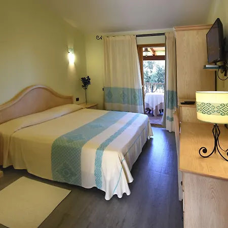 Hotel Su Giganti